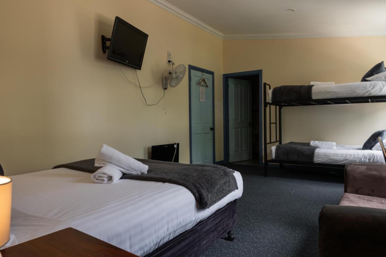 Tullah Lakeside Lodge Екстер'єр фото
