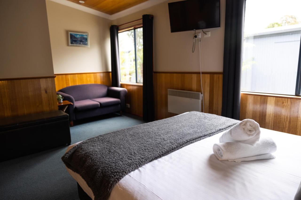 Tullah Lakeside Lodge Екстер'єр фото